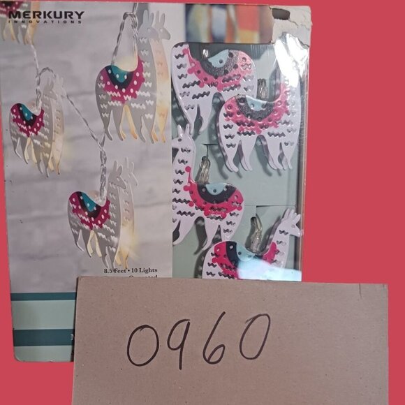 Merkury Innovations Glowing Llamas Metallic LED String Lights 8.5 Ft  Indoor - Picture 4 of 5